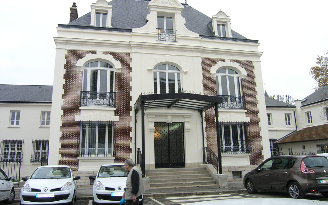 Ravalement de façade de la mairie de Bry sur Marne
